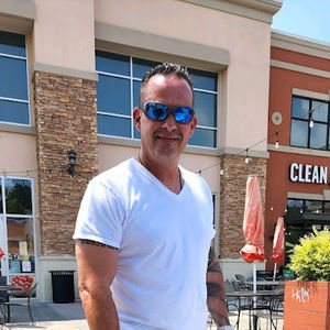 Meet your Posher, Anthony